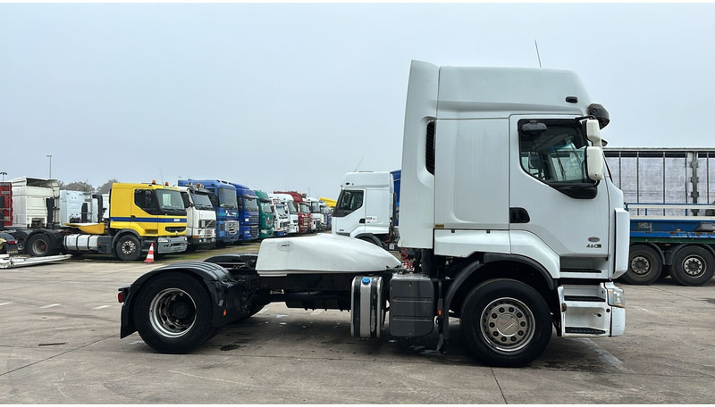 Renault Premium 460 DXI (PERFECT CONDITION) - Tracteur routier: photos 4 Renault Premium 460 DXI (PERFECT CONDITION) - Tracteur routier: photos 4