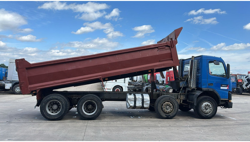 Volvo FM 12 - 340 (MANUAL GEARBOX / STEEL SUSPENSION / LAMES / BOITE MANUELLE) - Camion benne: photos 4 Volvo FM 12 - 340 (MANUAL GEARBOX / STEEL SUSPENSION / LAMES / BOITE MANUELLE) - Camion benne: photos 4