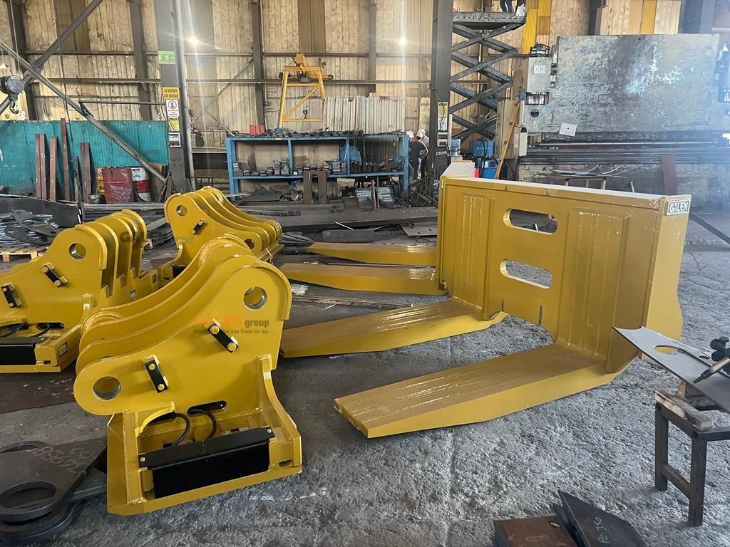 CATERPILLAR 988 Marble Attachments - Fourches pour Chargeuse sur pneus: photos 5 CATERPILLAR 988 Marble Attachments - Fourches pour Chargeuse sur pneus: photos 5