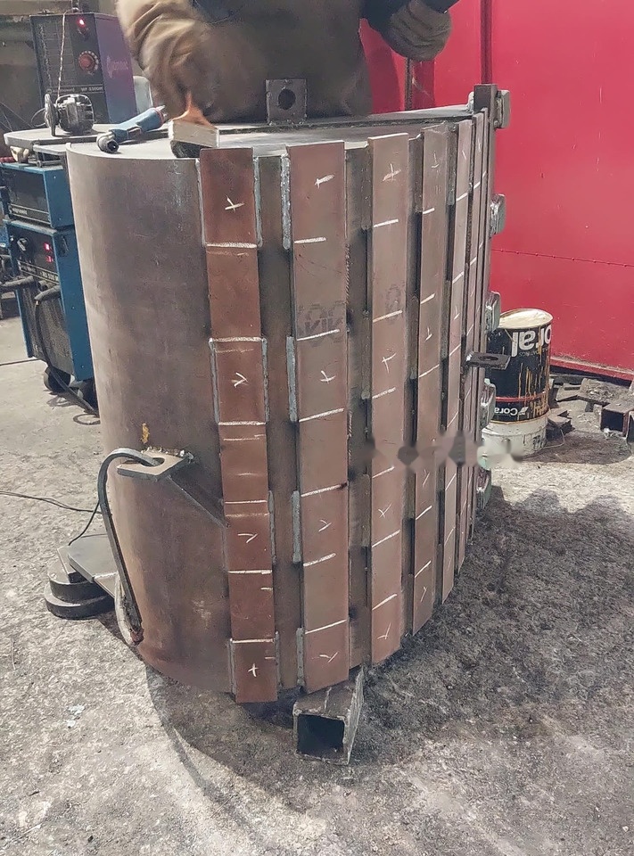 Develon DX140W-7 Bucket - Godet pour pelle pour Pelle sur pneus: photos 1 Develon DX140W-7 Bucket - Godet pour pelle pour Pelle sur pneus: photos 1