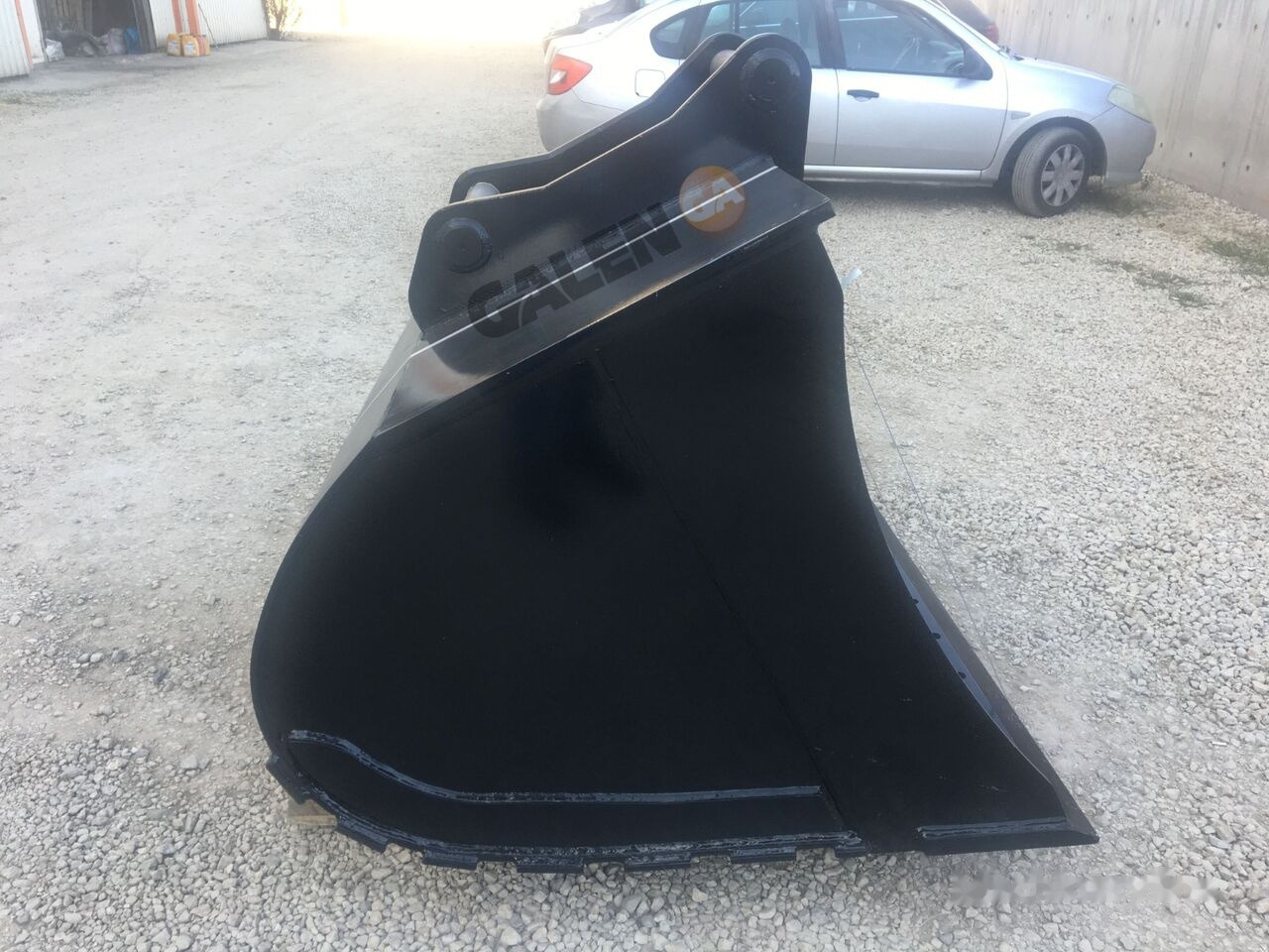 Galen L1400 K160 OQ65 Reversible Edge - Godet pour pelle: photos 5 Galen L1400 K160 OQ65 Reversible Edge - Godet pour pelle: photos 5