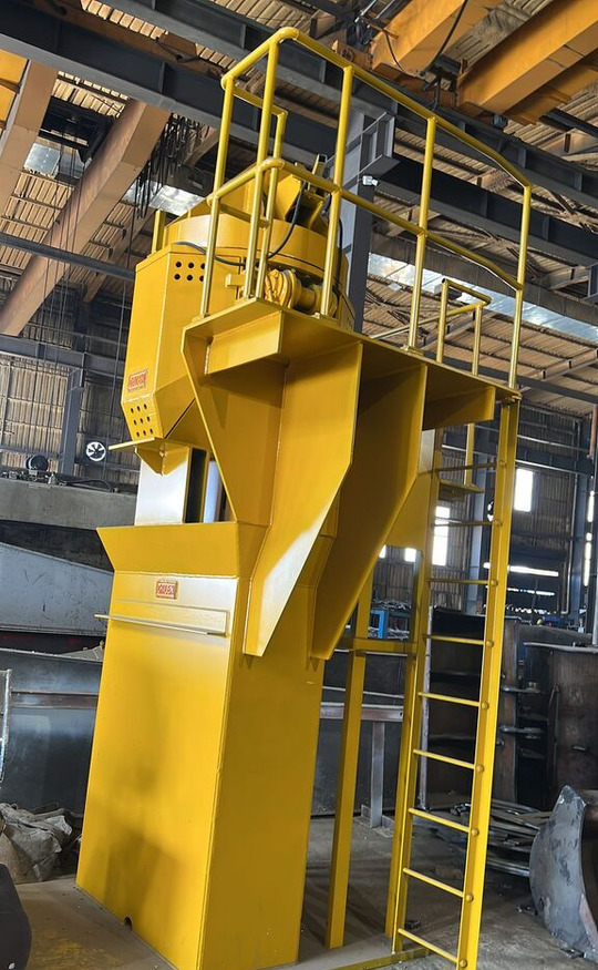 Pinces pour Machine agricole neuf Galen New: photos 7 Pinces pour Machine agricole neuf Galen New: photos 7