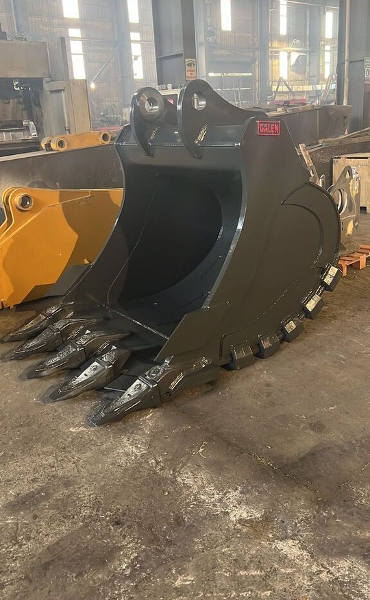 Hitachi ZX490 Heavy Duty Bucket - Godet pour pelle: photos 3 Hitachi ZX490 Heavy Duty Bucket - Godet pour pelle: photos 3