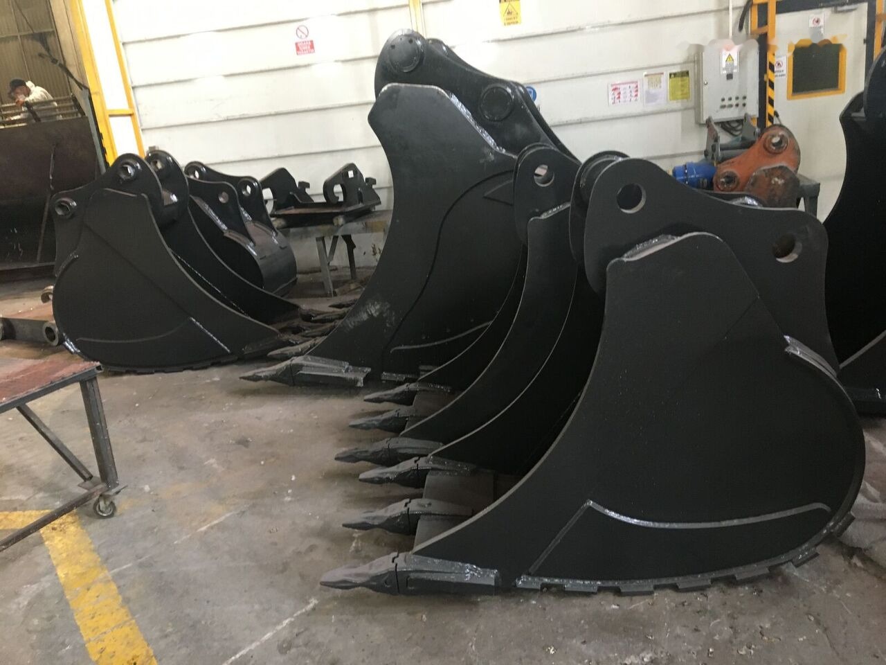 Komatsu PC350 Rock Bucket - Godet pour pelle: photos 1 Komatsu PC350 Rock Bucket - Godet pour pelle: photos 1