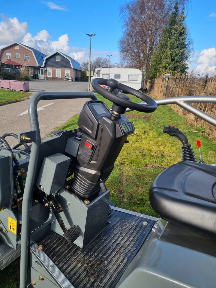WCM L1150e E-power - Chargeuse sur pneus: photos 3 WCM L1150e E-power - Chargeuse sur pneus: photos 3