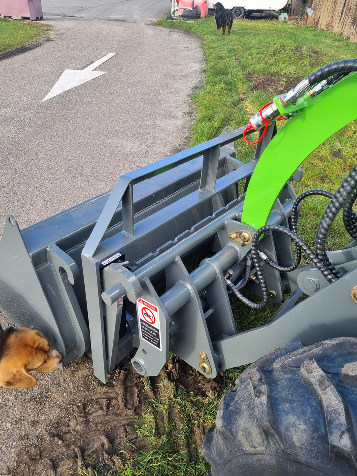 Chargeuse sur pneus WCM L2310 E-Power: photos 15