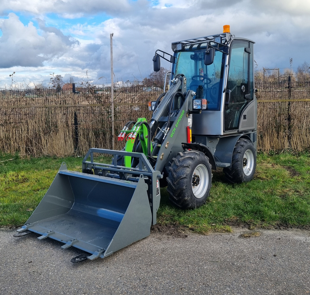 Chargeuse sur pneus WCM L2310 E-Power: photos 7