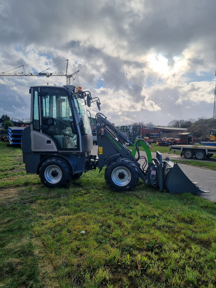 Chargeuse sur pneus WCM L2310 E-Power: photos 14