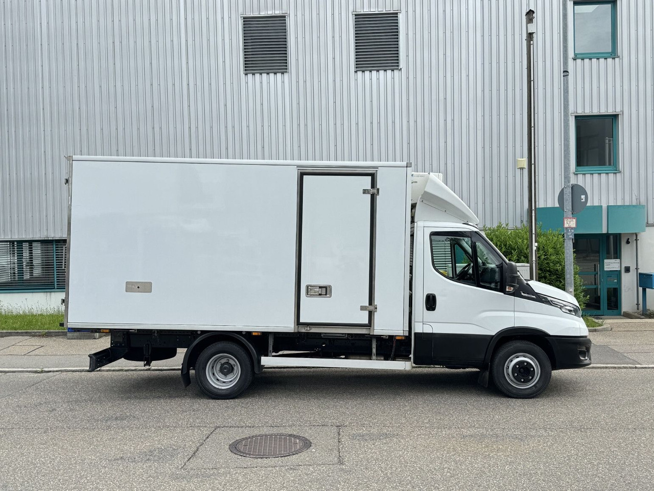 Utilitaire frigorifique Iveco Daily 72-180 Tiefkühl TK V-500 -32°/+32° Air-Pro: photos 7