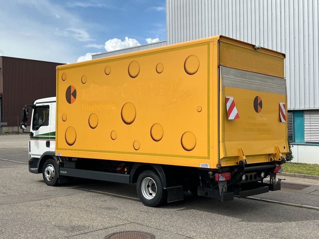 MAN TGL 8.220 Kühlkoffer 5,26m LBW Klima Luftgef. MAN TGL 8.220 Kühlkoffer 5,26m LBW Klima Luftgef. - Utilitaire frigorifique: photos 5 MAN TGL 8.220 Kühlkoffer 5,26m LBW Klima Luftgef. MAN TGL 8.220 Kühlkoffer 5,26m LBW Klima Luftgef. - Utilitaire frigorifique: photos 5