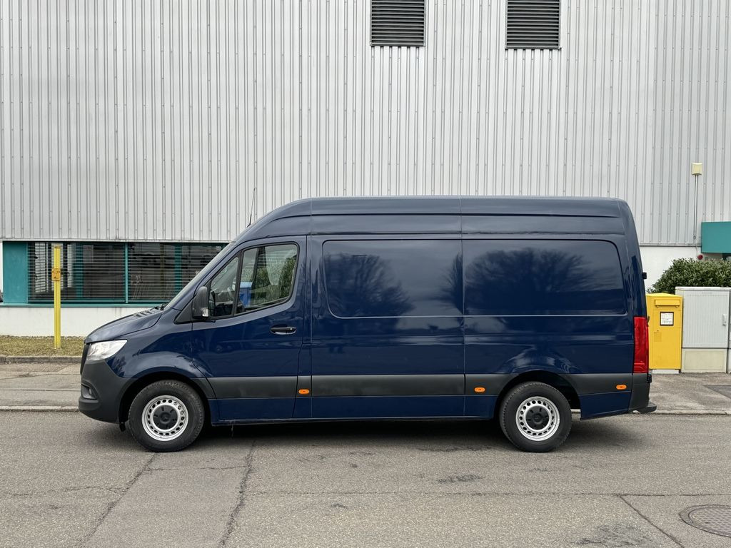 Mercedes-Benz Sprinter 315 CDI Kasten ML+H 3-Sitze Klima Mercedes-Benz Sprinter 315 CDI Kasten ML+H 3-Sitze Klima - Fourgon utilitaire: photos 4 Mercedes-Benz Sprinter 315 CDI Kasten ML+H 3-Sitze Klima Mercedes-Benz Sprinter 315 CDI Kasten ML+H 3-Sitze Klima - Fourgon utilitaire: photos 4