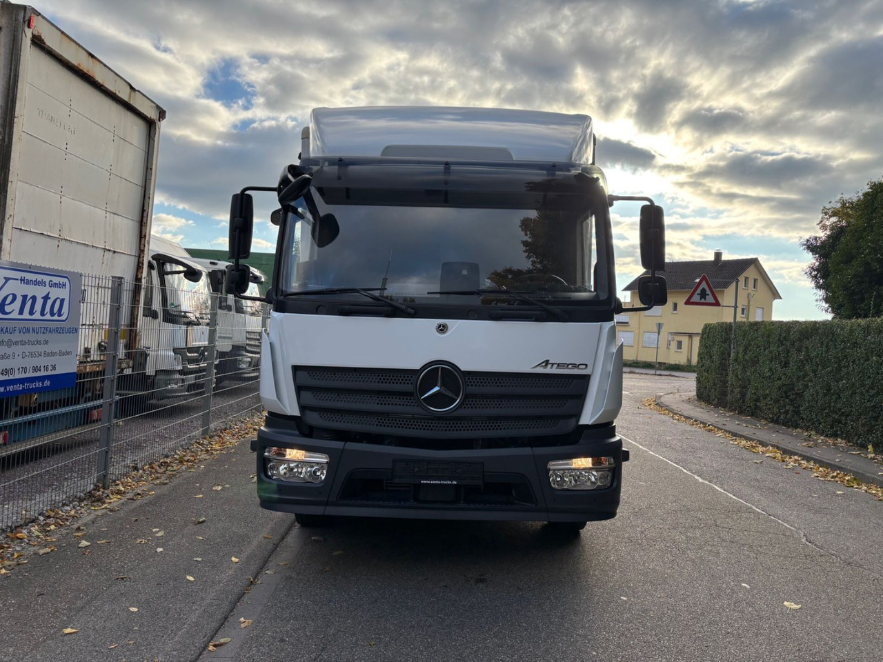 Mercedes-Benz Atego III 1227L, Euro-6, 2xAHK, Klima, Abbiegeas - Camion fourgon: photos 2 Mercedes-Benz Atego III 1227L, Euro-6, 2xAHK, Klima, Abbiegeas - Camion fourgon: photos 2