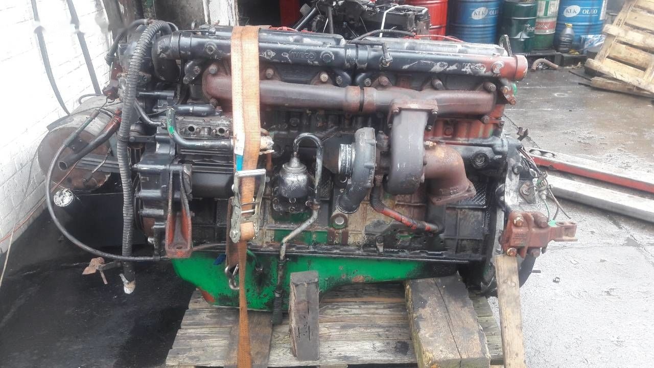IVECO 8210.42L IVECO Magirus 420 - Moteur pour Camion: photos 1 IVECO 8210.42L IVECO Magirus 420 - Moteur pour Camion: photos 1