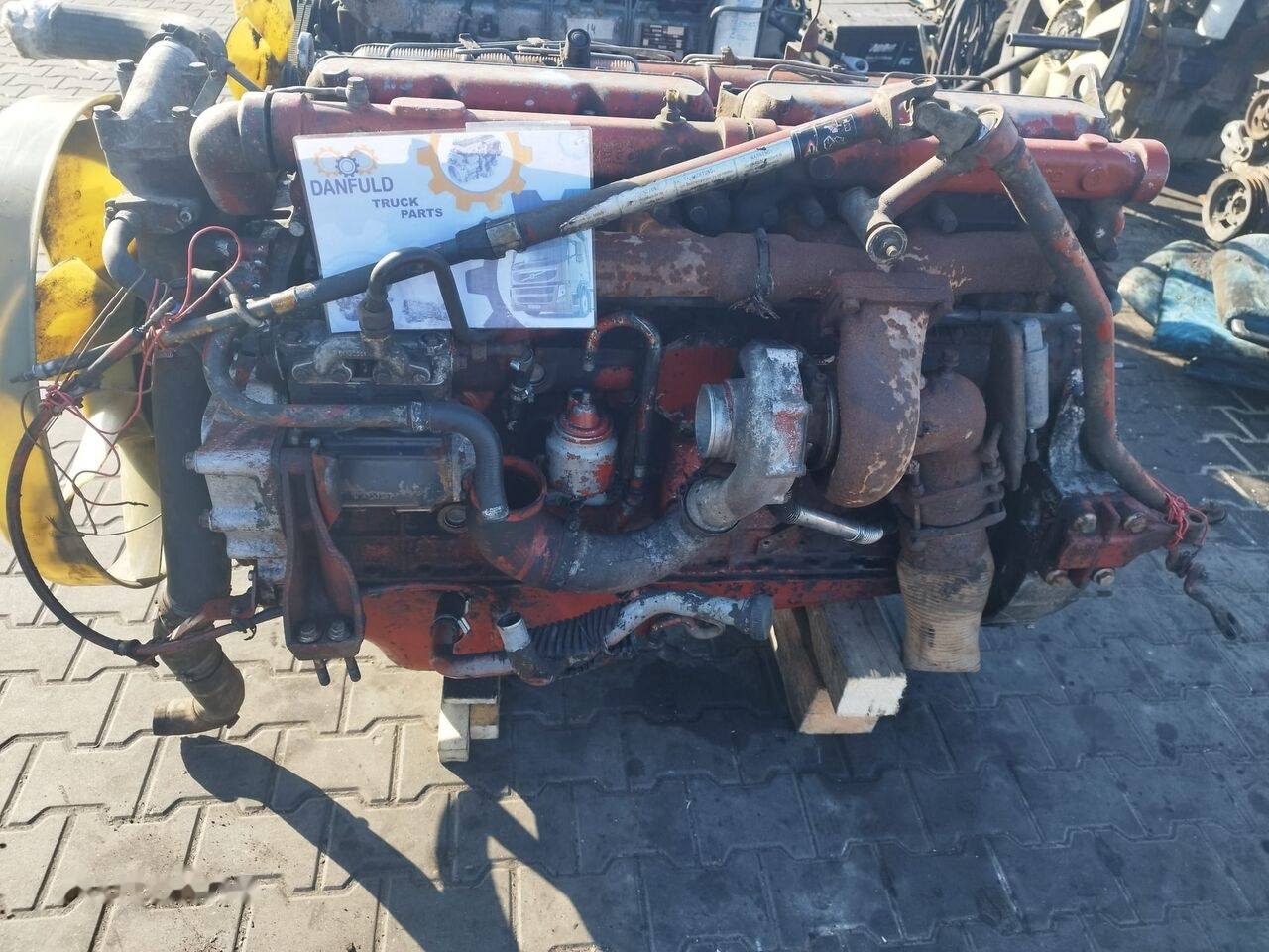 IVECO 8210.42M 470 E2 IVECO Magirus - Moteur pour Camion: photos 4 IVECO 8210.42M 470 E2 IVECO Magirus - Moteur pour Camion: photos 4