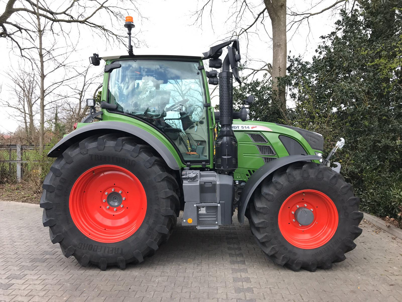 FENDT 514 Vario S4 ProfiPlus - Tracteur agricole: photos 2 FENDT 514 Vario S4 ProfiPlus - Tracteur agricole: photos 2