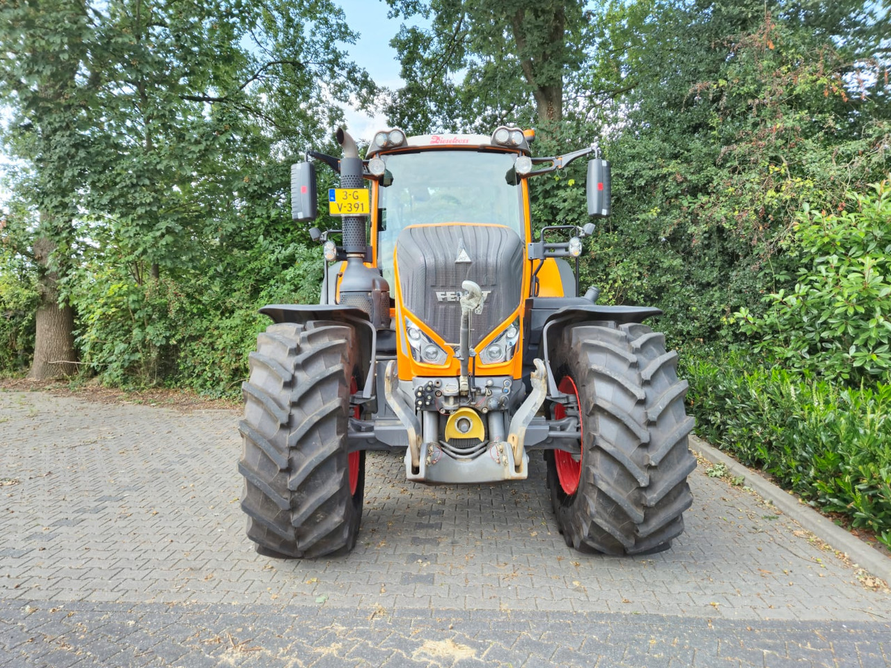 FENDT 828 Vario S4 ProfiPlus - Tracteur agricole: photos 3 FENDT 828 Vario S4 ProfiPlus - Tracteur agricole: photos 3
