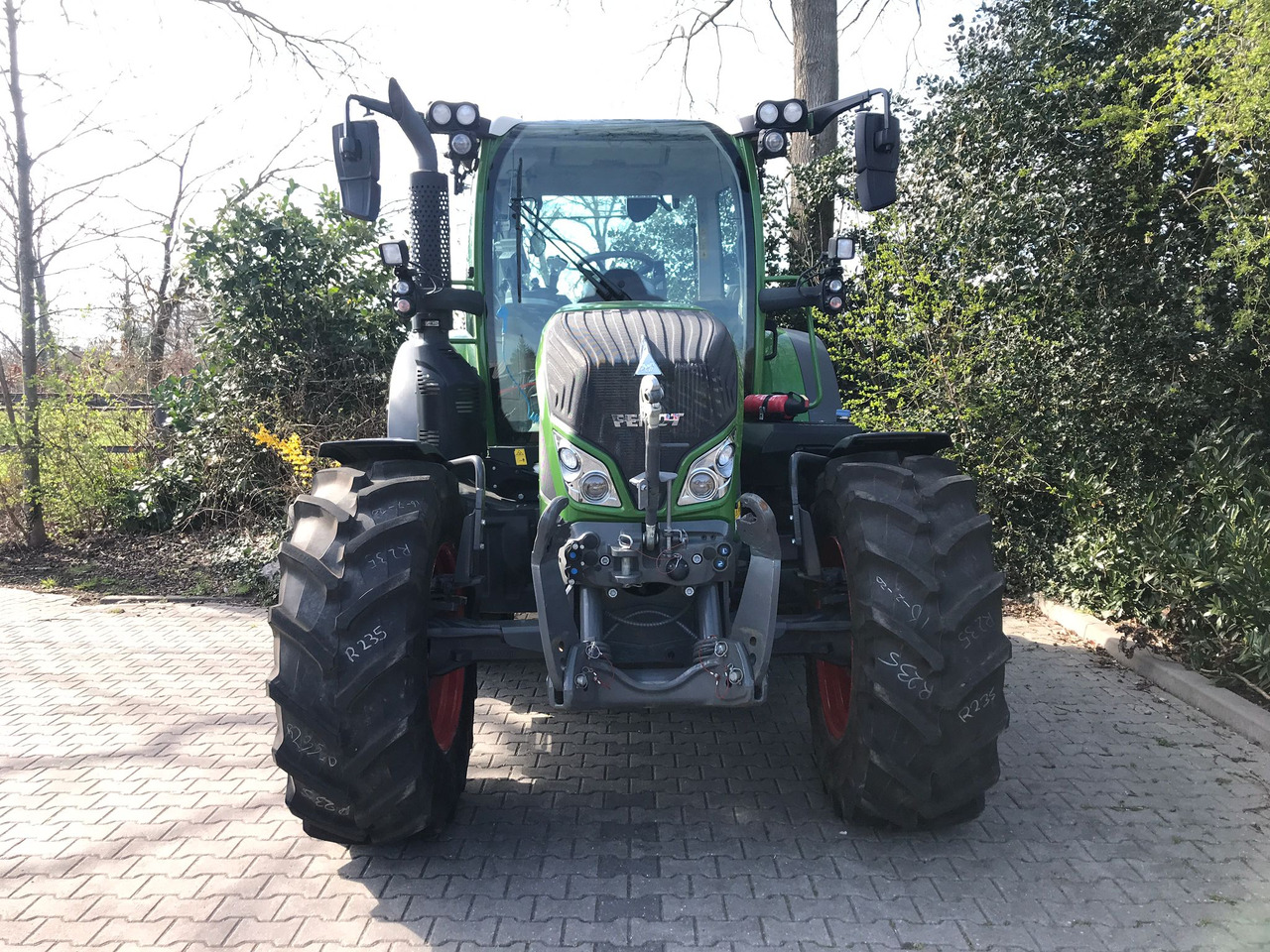 Fendt 513 Vario S4 PowerPlus - Tracteur agricole: photos 3 Fendt 513 Vario S4 PowerPlus - Tracteur agricole: photos 3