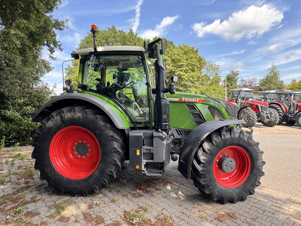 Fendt 718 Gen6 PowerPlus - Tracteur agricole: photos 3 Fendt 718 Gen6 PowerPlus - Tracteur agricole: photos 3