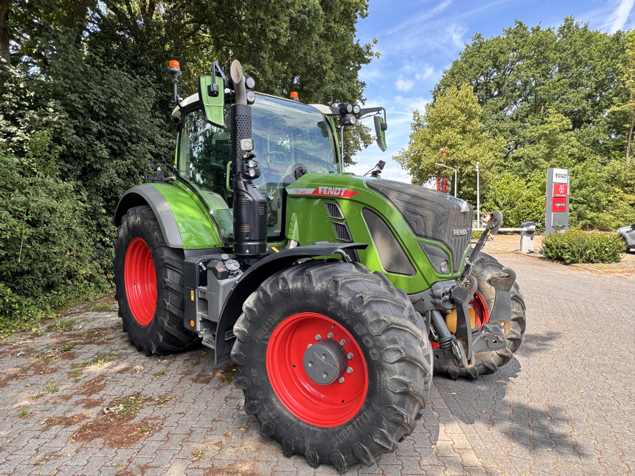 Fendt 718 Gen6 PowerPlus - Tracteur agricole: photos 2 Fendt 718 Gen6 PowerPlus - Tracteur agricole: photos 2