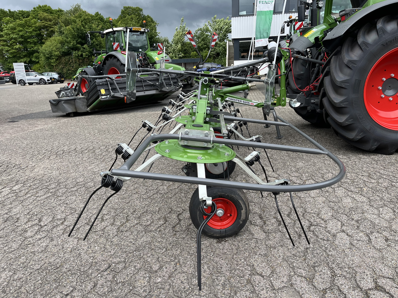 Fendt Twister 6606DN - Faneuse: photos 3 Fendt Twister 6606DN - Faneuse: photos 3