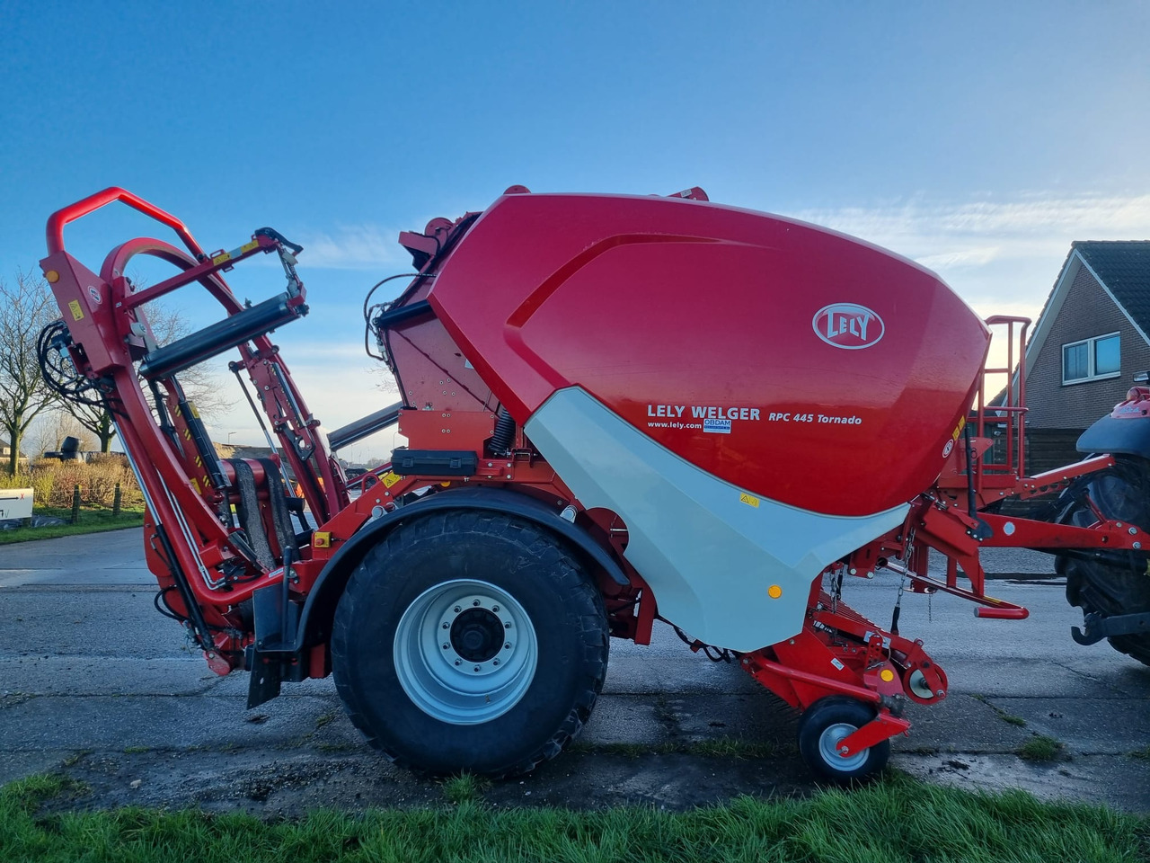 Lely Welger RPC160V - Enrubanneuse: photos 1 Lely Welger RPC160V - Enrubanneuse: photos 1