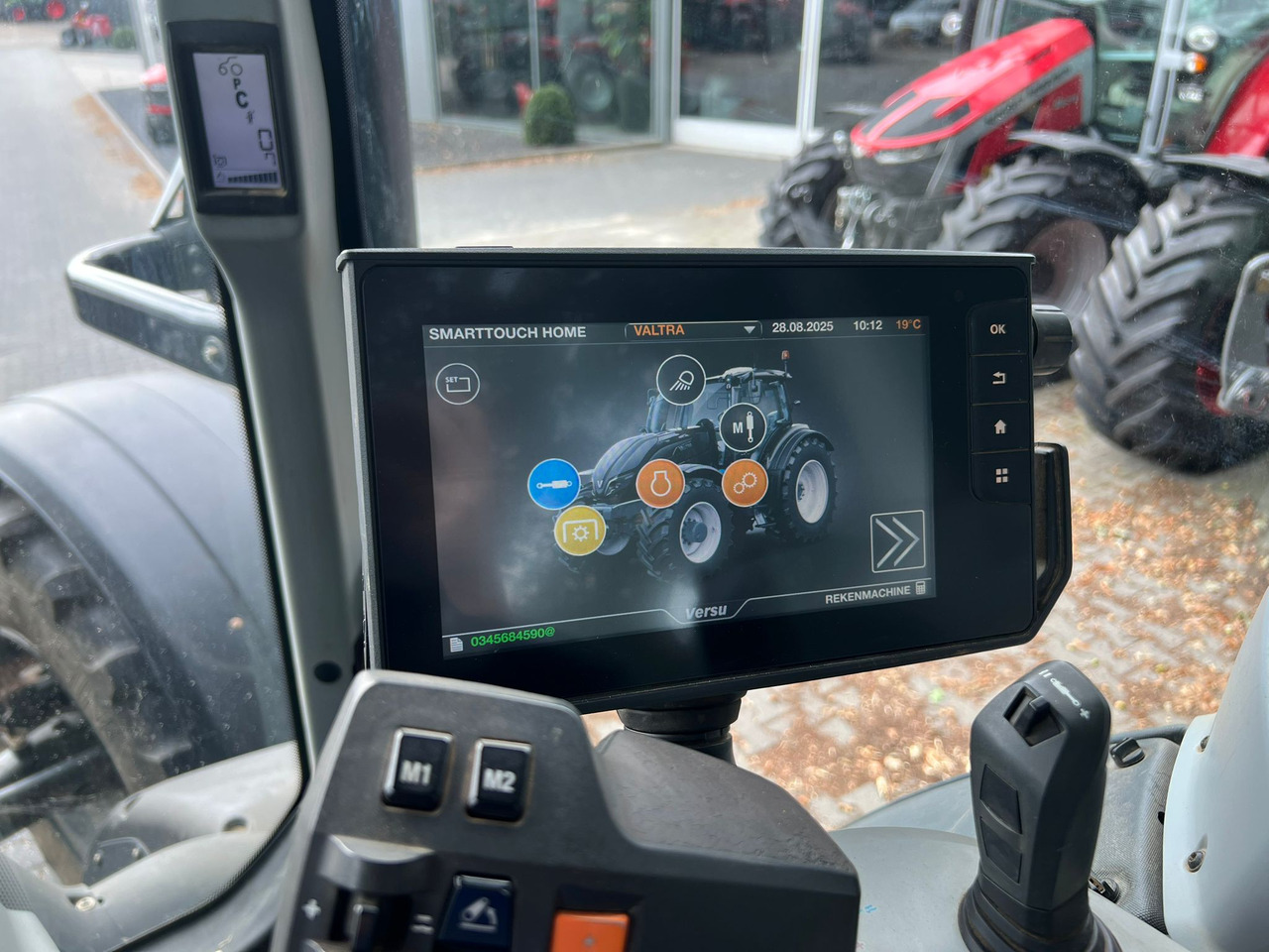 Tracteur agricole VALTRA T174 Versu: photos 17