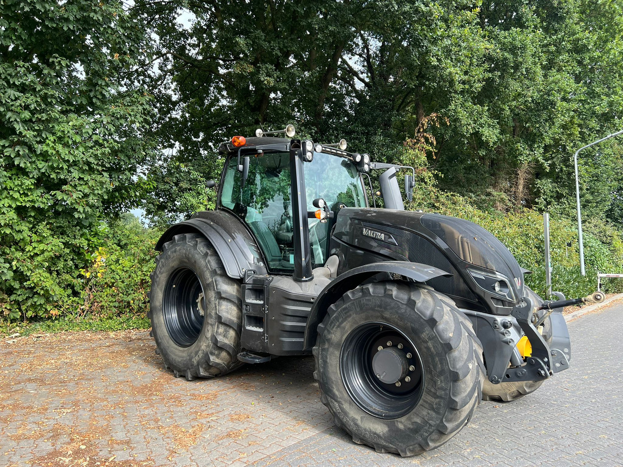 Valtra T174 Versu - Tracteur agricole: photos 3 Valtra T174 Versu - Tracteur agricole: photos 3