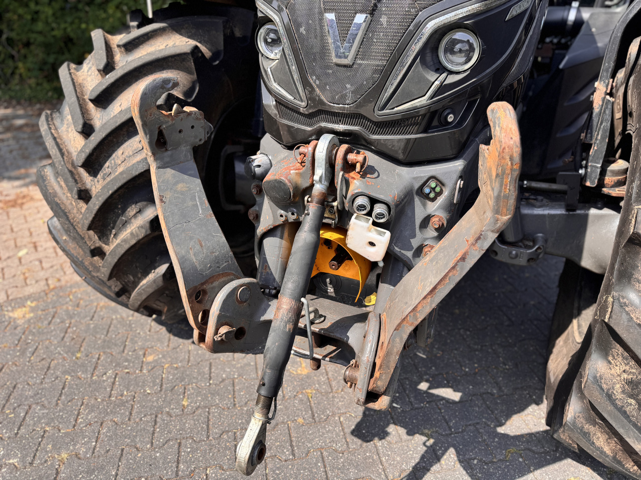 Valtra T214 Direct - Tracteur agricole: photos 5 Valtra T214 Direct - Tracteur agricole: photos 5
