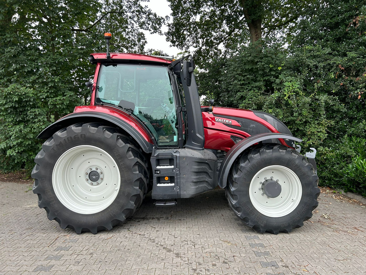 Valtra T214 Direct - Tracteur agricole: photos 4 Valtra T214 Direct - Tracteur agricole: photos 4