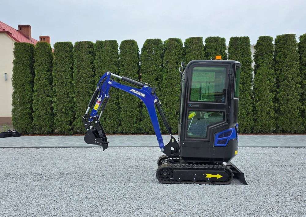 Kubota NOWA MINIKOPARKA AUGER HT 18, SILNIK KUBOTA, 3 ŁYŻKI - Mini pelle: photos 5 Kubota NOWA MINIKOPARKA AUGER HT 18, SILNIK KUBOTA, 3 ŁYŻKI - Mini pelle: photos 5