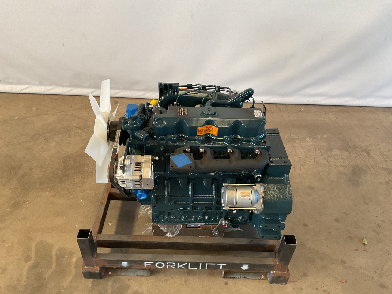Kubota V2203-BG-ES03 - Moteur: photos 2 Kubota V2203-BG-ES03 - Moteur: photos 2