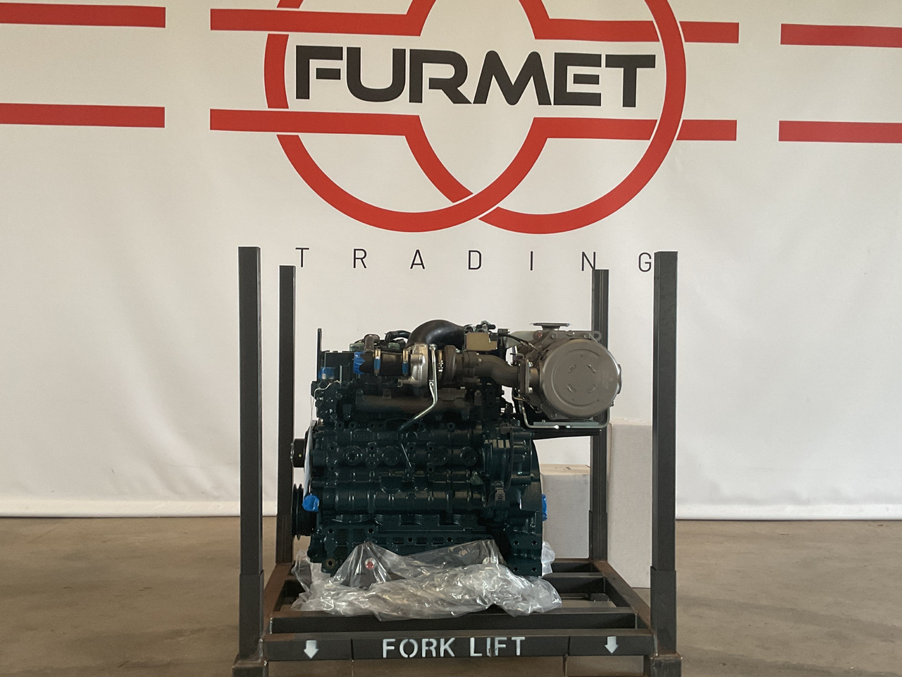 Kubota V3307 CR-T - Moteur: photos 1 Kubota V3307 CR-T - Moteur: photos 1