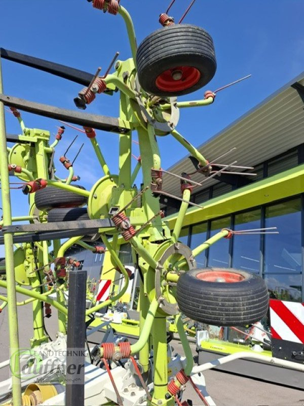 CLAAS VOLTO 900 T - Faneuse: photos 3 CLAAS VOLTO 900 T - Faneuse: photos 3