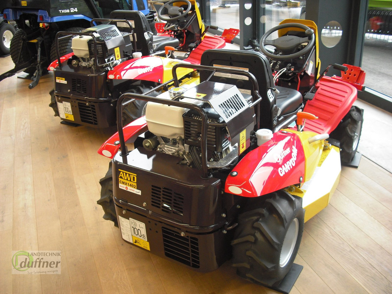 Canycom CMX 1402 - Motofaucheuse: photos 3 Canycom CMX 1402 - Motofaucheuse: photos 3
