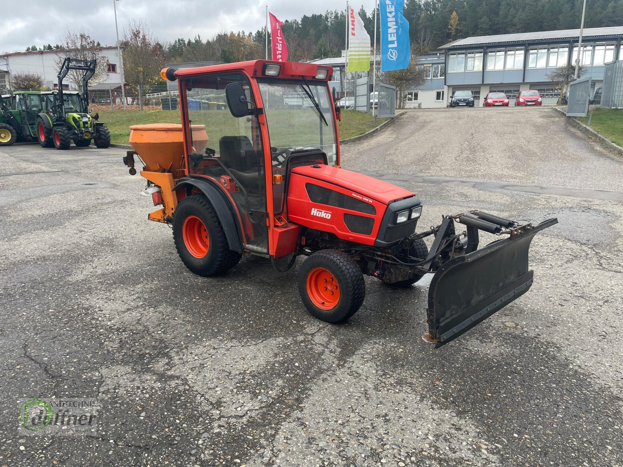 Hako Hakotrac 3000 DA - Tracteur communal: photos 1 Hako Hakotrac 3000 DA - Tracteur communal: photos 1