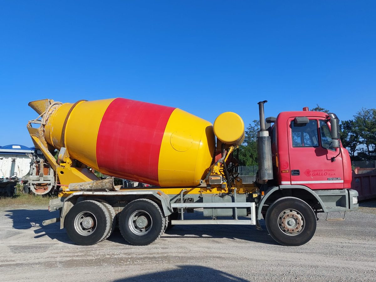 ASTRA HD7 6438 CIFA RY1100 - Camion malaxeur: photos 4 ASTRA HD7 6438 CIFA RY1100 - Camion malaxeur: photos 4