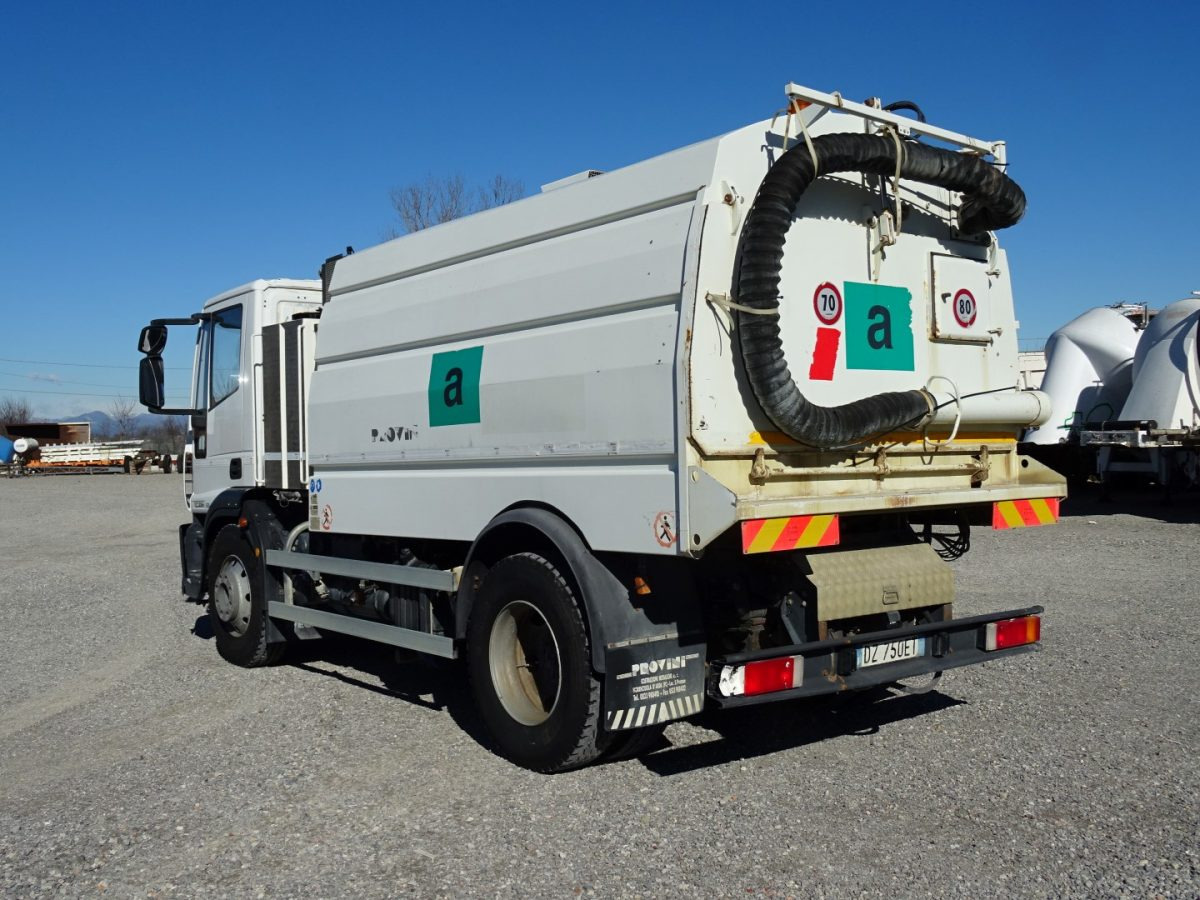 Balayeuse de voirie IVECO EUROCARGO 150E22: photos 7