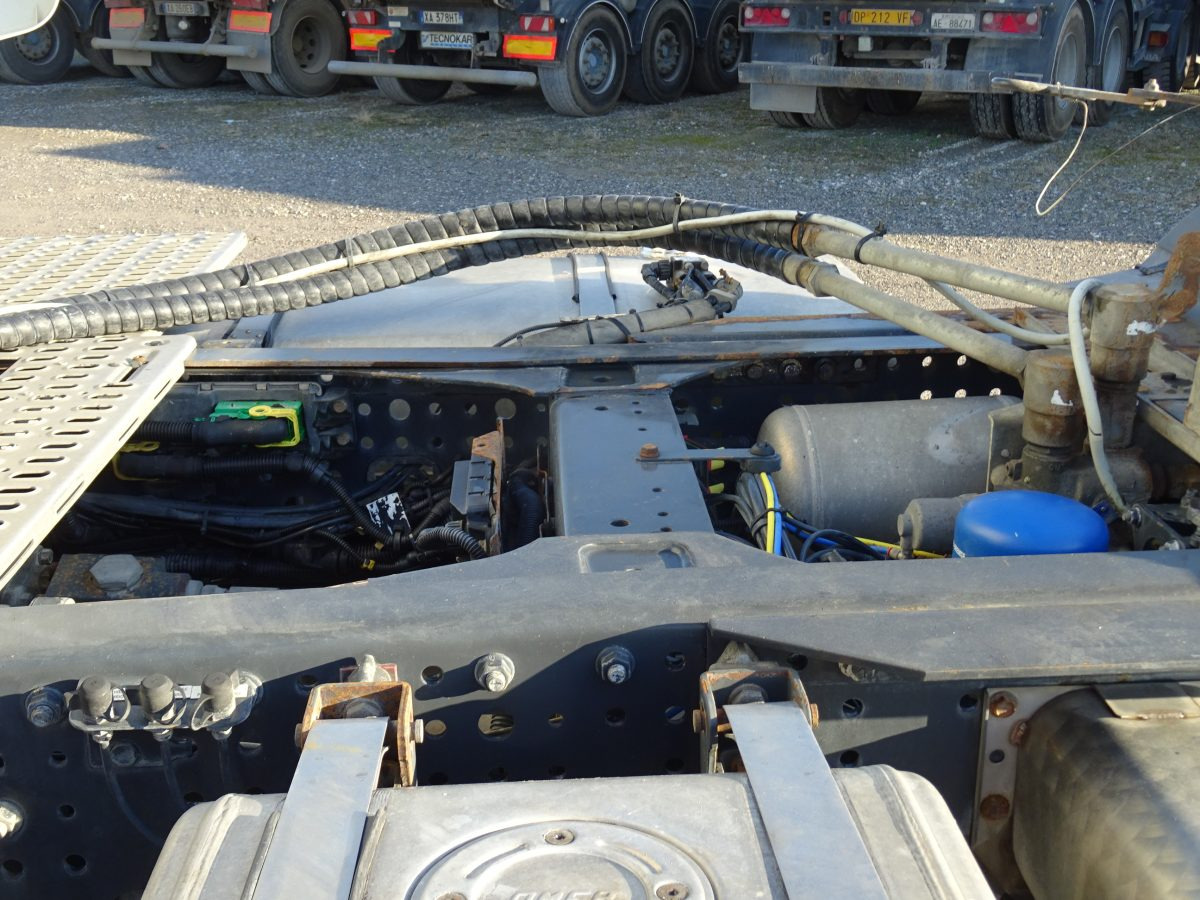 Tracteur routier IVECO STRALIS 450: photos 8