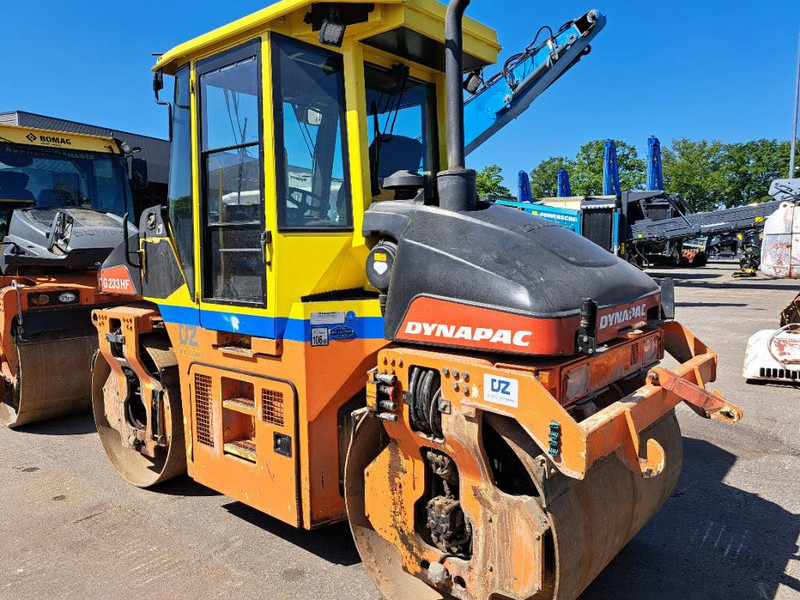 Dynapac CG233HF - Compacteur: photos 2 Dynapac CG233HF - Compacteur: photos 2