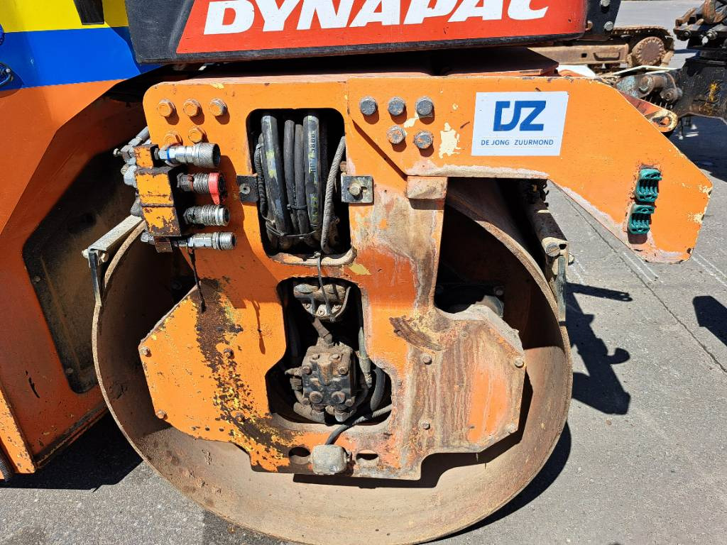 Dynapac CG233HF - Rouleau compresseur: photos 4 Dynapac CG233HF - Rouleau compresseur: photos 4