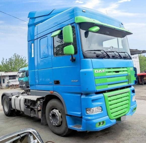 DAF XF 105.460 Tractor unit - Tracteur routier: photos 2 DAF XF 105.460 Tractor unit - Tracteur routier: photos 2