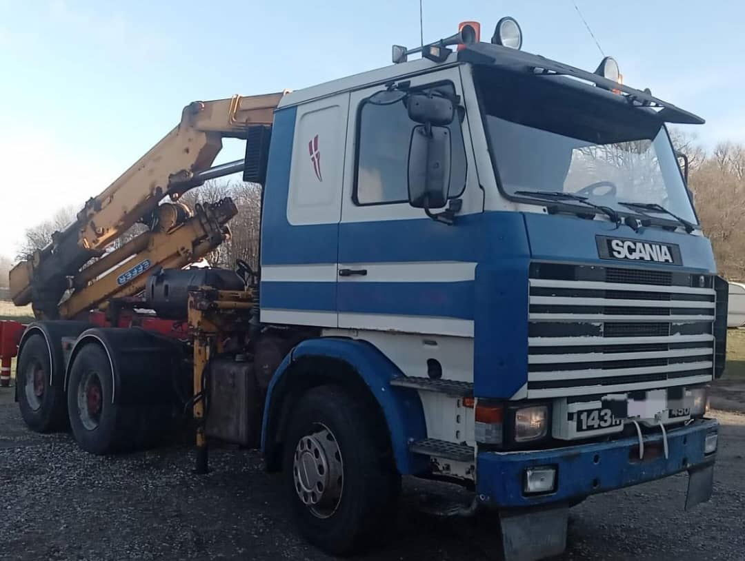 Scania R143-450 V8 Tractor unit with crane - Tracteur routier: photos 3 Scania R143-450 V8 Tractor unit with crane - Tracteur routier: photos 3