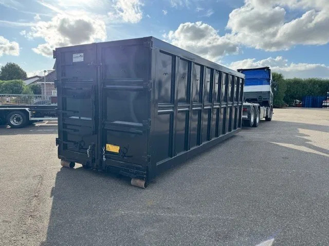 Locatelli Nieuwe 40 m3 container. 2X - Conteneur maritime: photos 3 Locatelli Nieuwe 40 m3 container. 2X - Conteneur maritime: photos 3