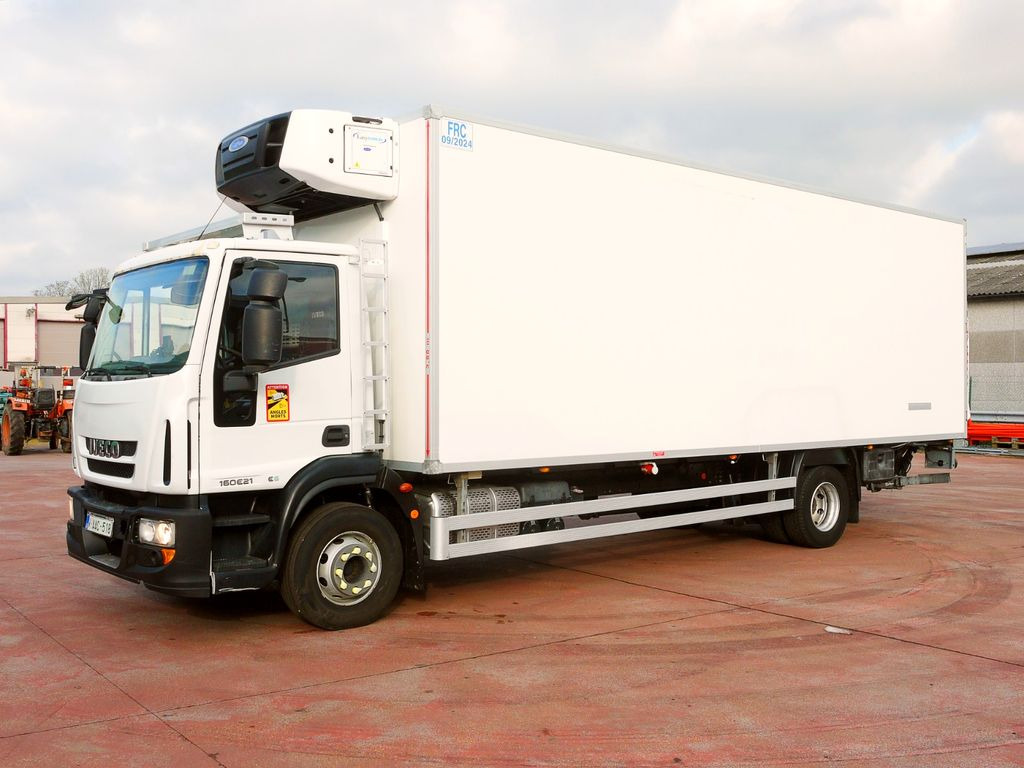 Iveco 160E21 KUHLKOFFER CARRIER SUPRA 750 LBW LUFT - Camion frigorifique: photos 4 Iveco 160E21 KUHLKOFFER CARRIER SUPRA 750 LBW LUFT - Camion frigorifique: photos 4