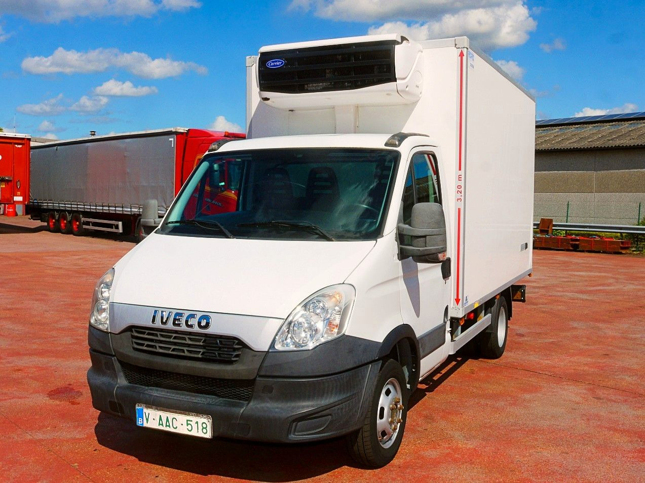 Iveco 35C13 DAILY KUHLKOFFER CARRIER XARIOS 600 MULTI - Utilitaire frigorifique: photos 5 Iveco 35C13 DAILY KUHLKOFFER CARRIER XARIOS 600 MULTI - Utilitaire frigorifique: photos 5