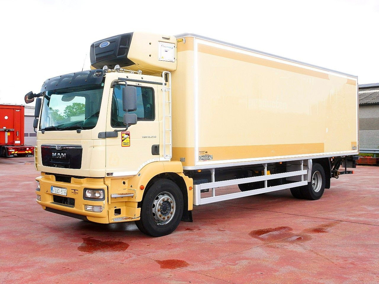 MAN TGM 18 250 CHEREAU CARRIER SUPR 1250 MULTi - Camion frigorifique: photos 4 MAN TGM 18 250 CHEREAU CARRIER SUPR 1250 MULTi - Camion frigorifique: photos 4