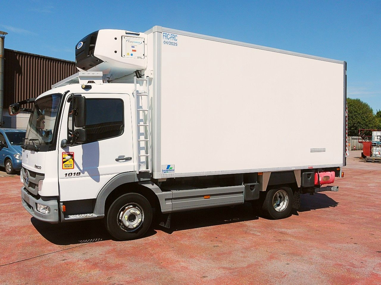 Mercedes-Benz 1018 ATEGO KUHLKOFFER CARRIER SUPRA 850 MT - Camion frigorifique: photos 4 Mercedes-Benz 1018 ATEGO KUHLKOFFER CARRIER SUPRA 850 MT - Camion frigorifique: photos 4