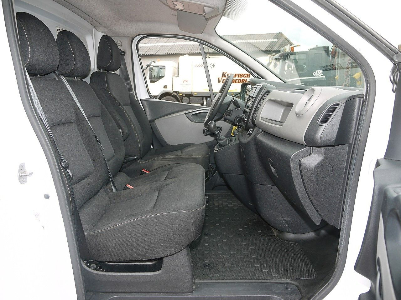 Utilitaire frigorifique Renault TRAFIC L KUHLKASTENWAGEN CARRIER XARIOS 200 -20c: photos 15