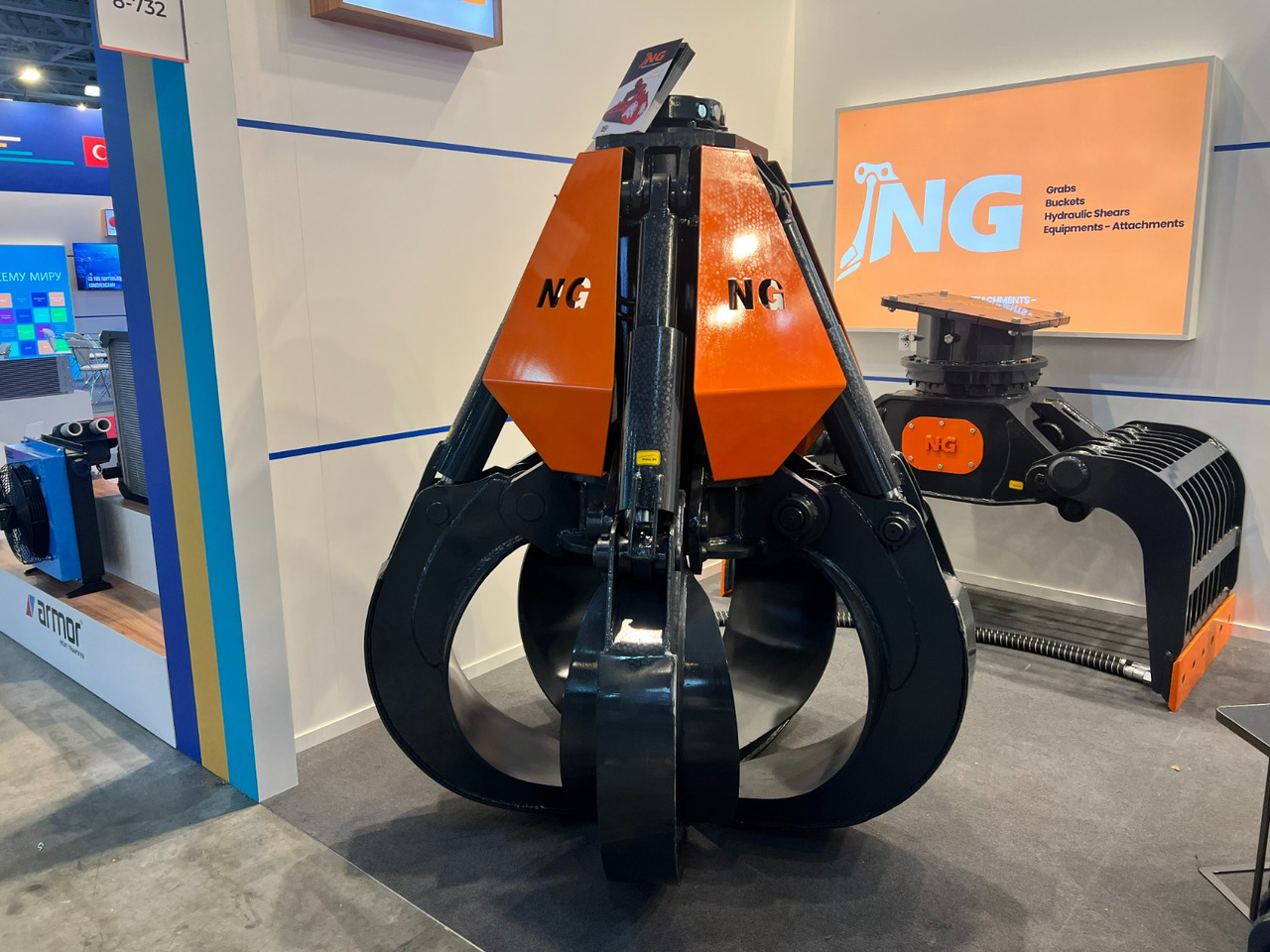 ORANGE PEEL SCRAP GRAPPLE / POLYP GRABS - NG ATTACHMENTS - Grappin pour Pelle: photos 3 ORANGE PEEL SCRAP GRAPPLE / POLYP GRABS - NG ATTACHMENTS - Grappin pour Pelle: photos 3