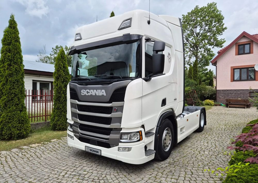 Scania R450 - Tracteur routier: photos 1 Scania R450 - Tracteur routier: photos 1